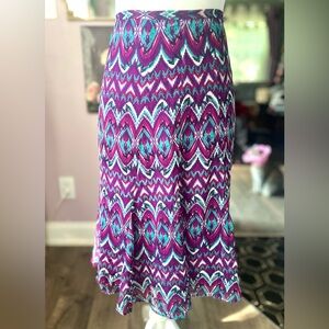 Vibrant Chevron Midi Skirt